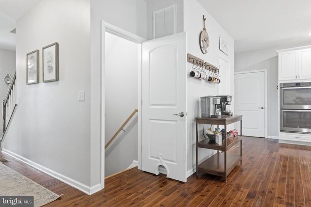 6324 VINT HILL RD, Warrenton, VA 20187