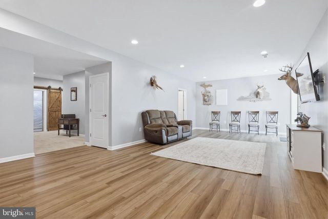 6324 VINT HILL RD, Warrenton, VA 20187