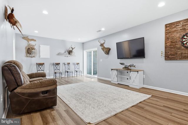 6324 VINT HILL RD, Warrenton, VA 20187
