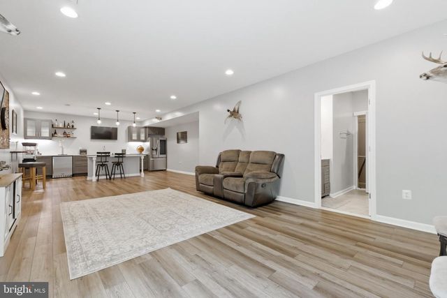 6324 VINT HILL RD, Warrenton, VA 20187