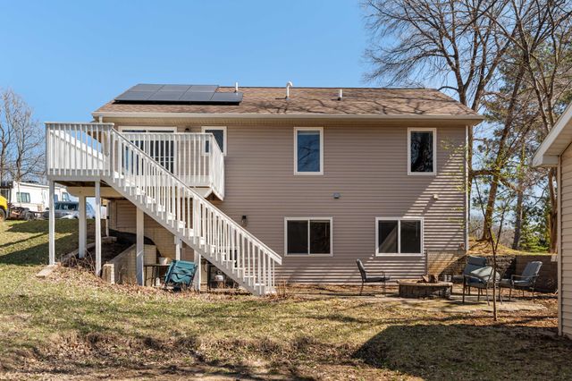 1220 E 38th Street, Des Moines, IA 50317