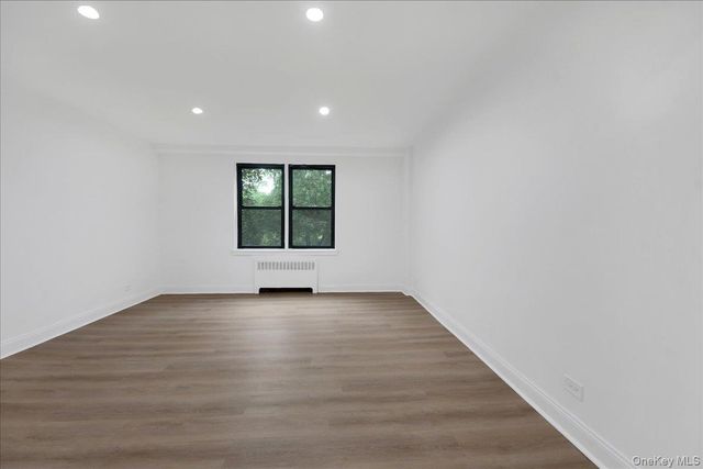 3840 Greystone Avenue 3A, Bronx, NY 10463