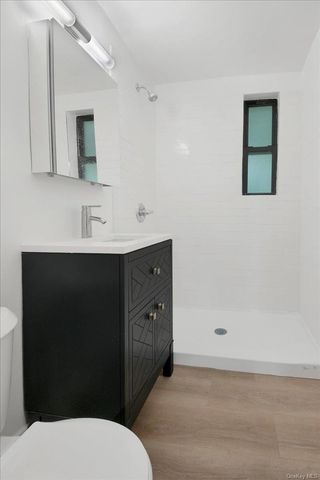 3840 Greystone Avenue 3A, Bronx, NY 10463
