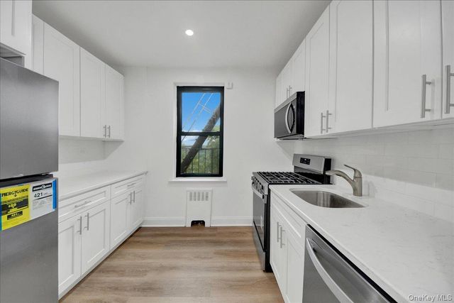 3840 Greystone Avenue 3A, Bronx, NY 10463