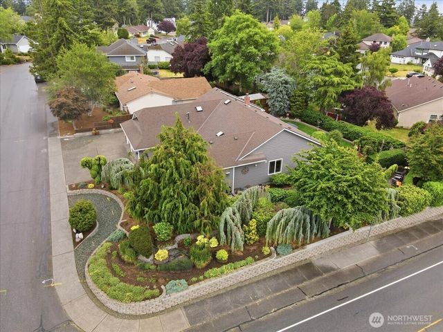 1123 SW Kalama Lp, Oak Harbor, WA 98277