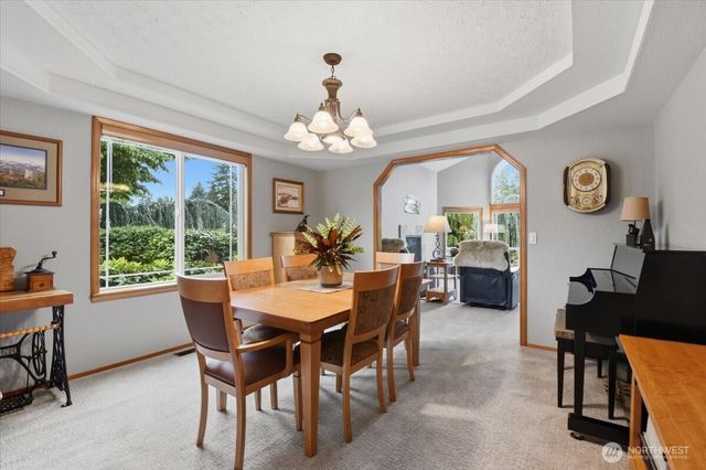 1123 SW Kalama Lp, Oak Harbor, WA 98277