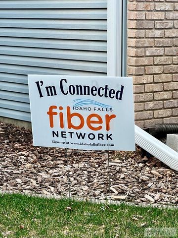 3162 Thayer Bridge Circle, Idaho Falls, ID 83402