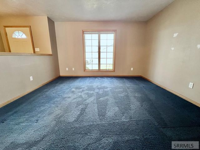 3162 Thayer Bridge Circle, Idaho Falls, ID 83402