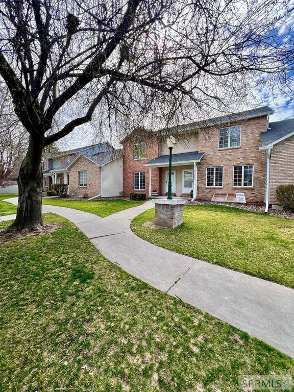 Image 2 of property listing at 3162 Thayer Bridge Circle, Idaho Falls, ID 83402