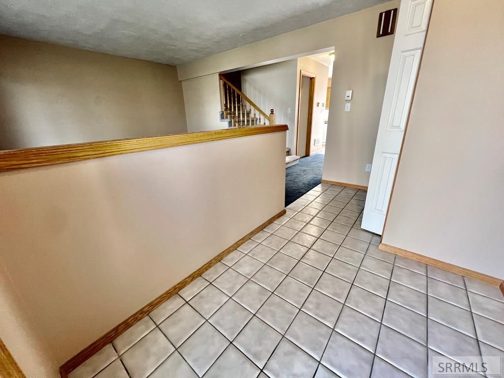 Image 4 of property listing at 3162 Thayer Bridge Circle, Idaho Falls, ID 83402