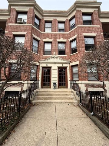 39 South St 5, Boston, MA 02135