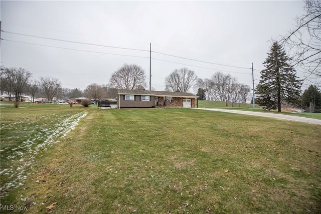 6045 Cleveland Avenue SE, East Sparta, OH 44626