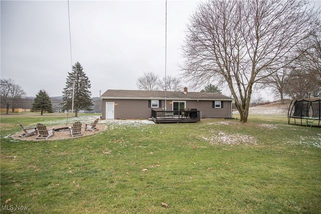 6045 Cleveland Avenue SE, East Sparta, OH 44626