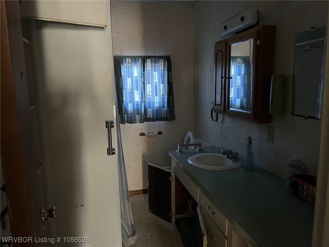 9505 E Highway 10, Greenwood, AR 72936