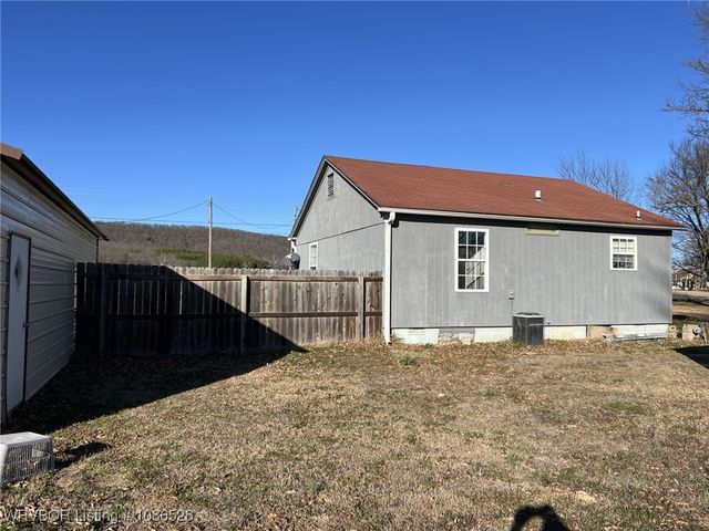 9505 E Highway 10, Greenwood, AR 72936