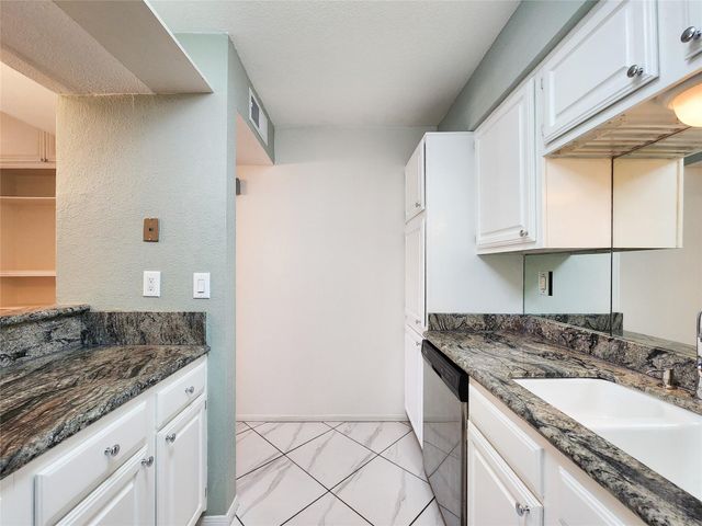 1860 White Oak Drive 236, Houston, TX 77009