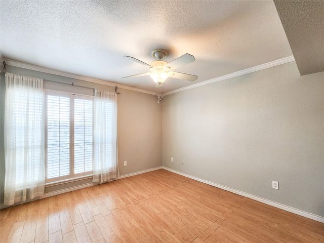1860 White Oak Drive 236, Houston, TX 77009