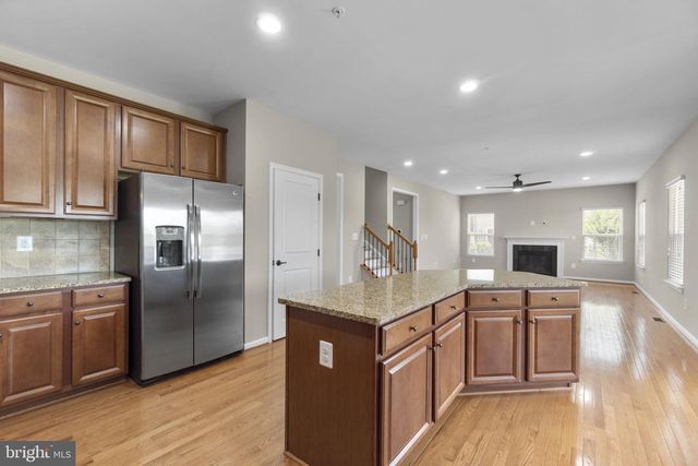 18317 CHELSEA KNOLLS DR, Mount Airy, MD 21771
