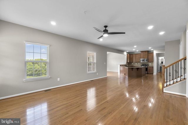 18317 CHELSEA KNOLLS DR, Mount Airy, MD 21771