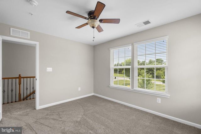 18317 CHELSEA KNOLLS DR, Mount Airy, MD 21771