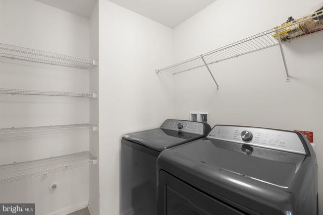 18317 CHELSEA KNOLLS DR, Mount Airy, MD 21771