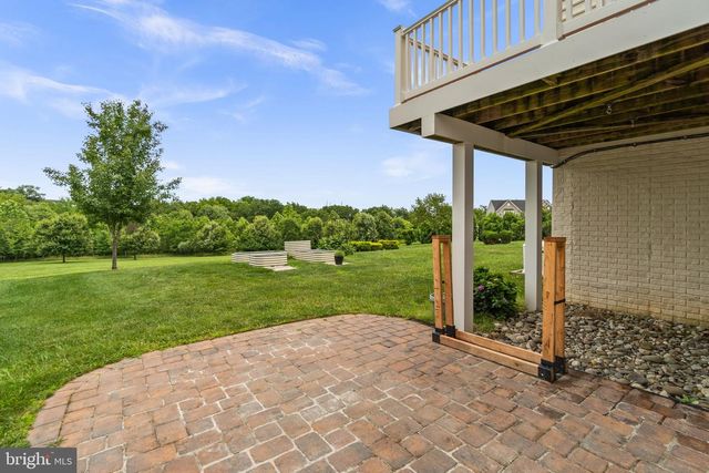 18317 CHELSEA KNOLLS DR, Mount Airy, MD 21771