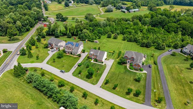 18317 CHELSEA KNOLLS DR, Mount Airy, MD 21771