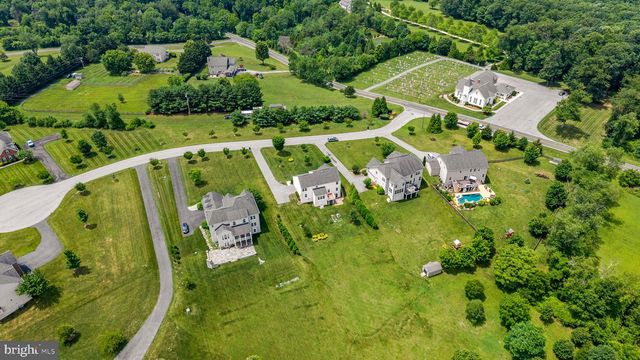 18317 CHELSEA KNOLLS DR, Mount Airy, MD 21771