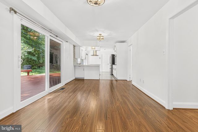 9005 EASTBOURNE LN, Laurel, MD 20708