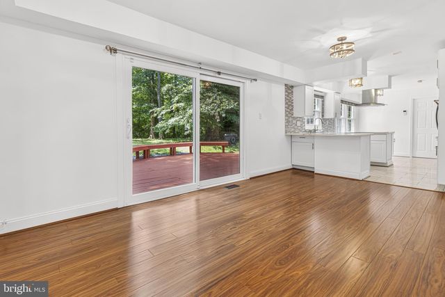 9005 EASTBOURNE LN, Laurel, MD 20708