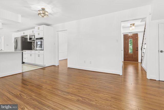 9005 EASTBOURNE LN, Laurel, MD 20708
