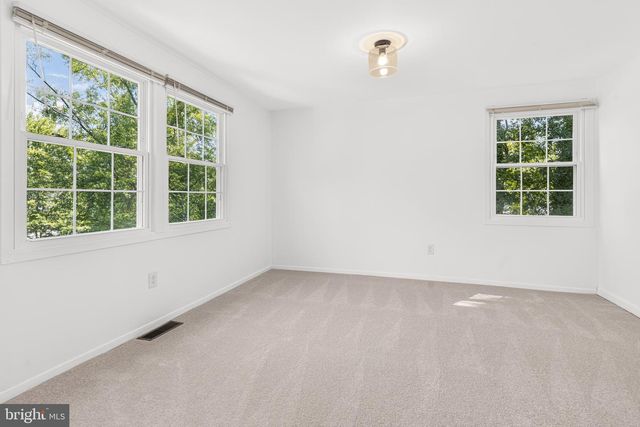 9005 EASTBOURNE LN, Laurel, MD 20708