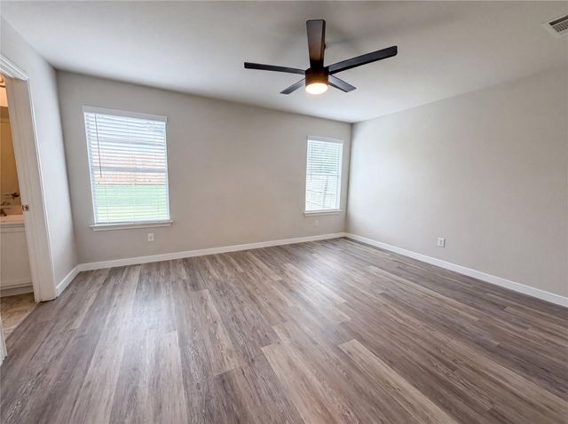 1076 Shadow Creek BLVD, Buda, TX 78610