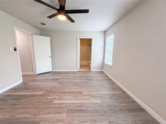 1076 Shadow Creek BLVD, Buda, TX 78610