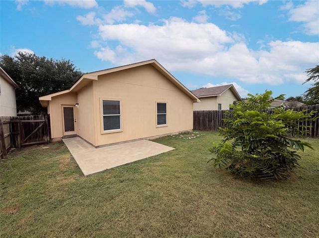 1076 Shadow Creek BLVD, Buda, TX 78610