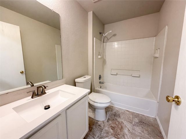 1076 Shadow Creek BLVD, Buda, TX 78610