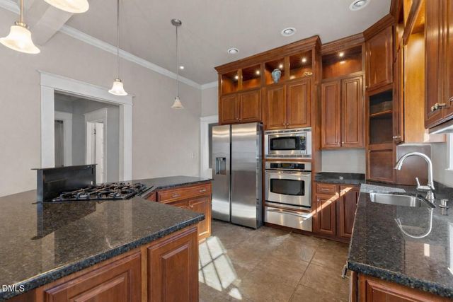 604 W Divine Street, Dunn, NC 28334