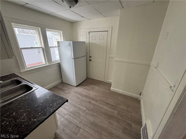 26931 Shoreview Avenue, Euclid, OH 44132