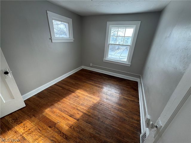 26931 Shoreview Avenue, Euclid, OH 44132