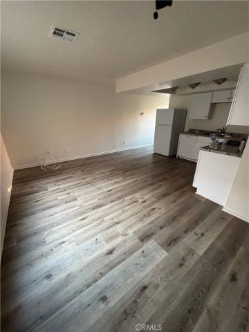 1800 W Avenue J15 4, Lancaster, CA 93534