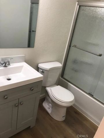 1800 W Avenue J15 4, Lancaster, CA 93534