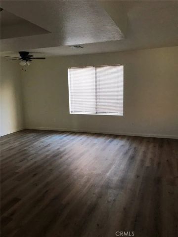1800 W Avenue J15 4, Lancaster, CA 93534