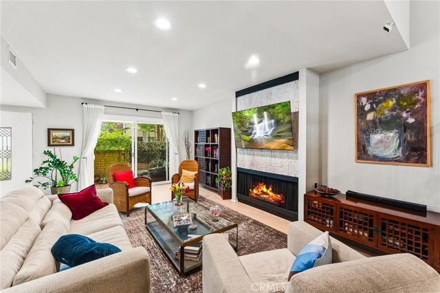 13243 Fiji Way K, Marina Del Rey, CA 90292