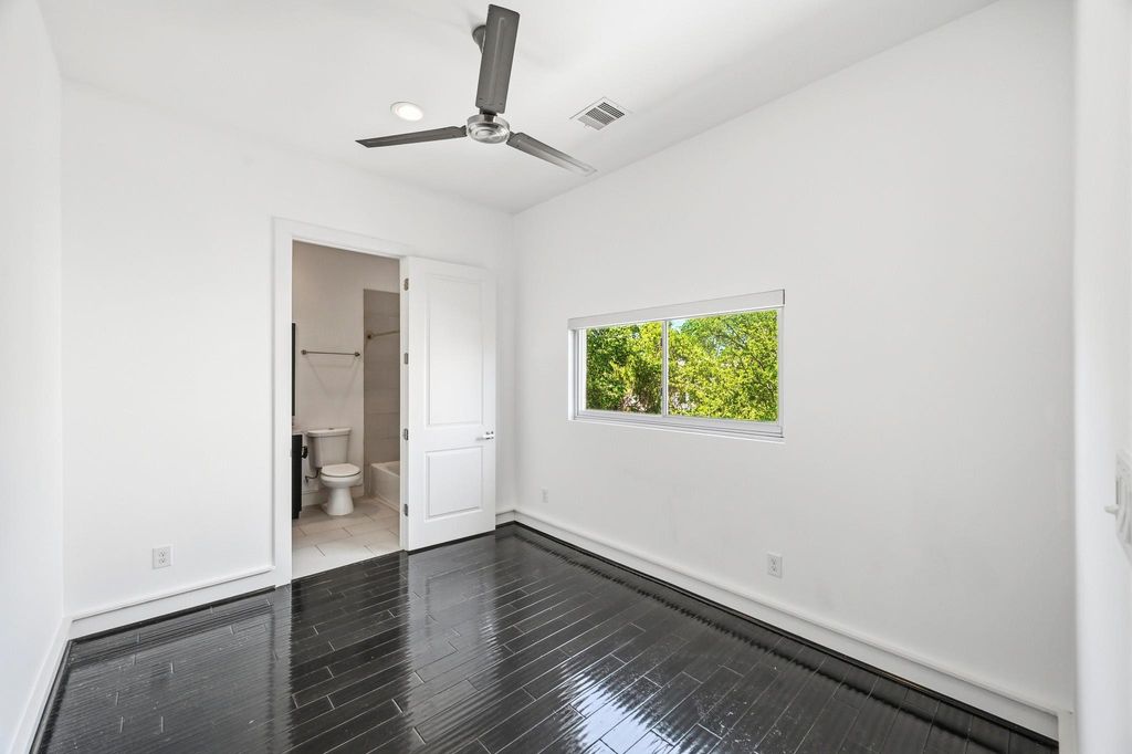 Image 19 of property listing at 5228 Maxie Street A, Houston, TX 77007