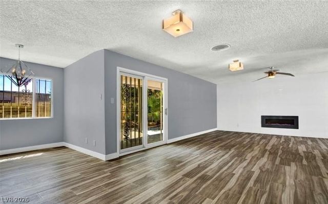 1056 East Oakey Boulevard, Las Vegas, NV 89104