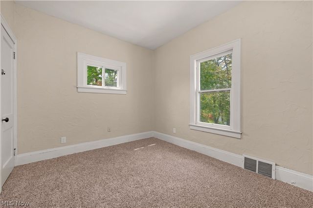 11918 Griffing Avenue, Cleveland, OH 44120