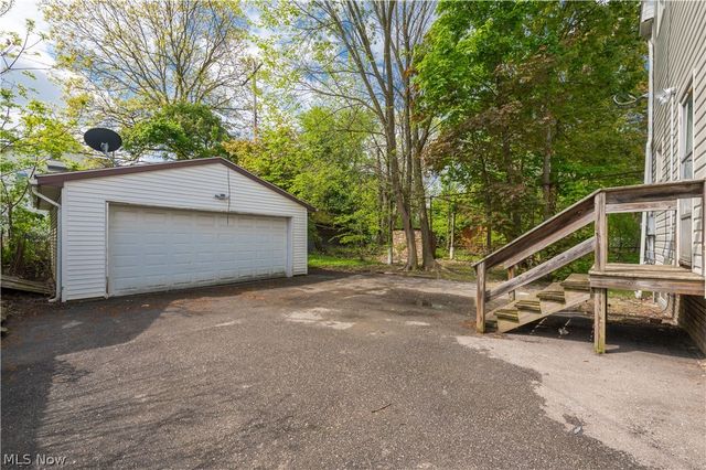 11918 Griffing Avenue, Cleveland, OH 44120