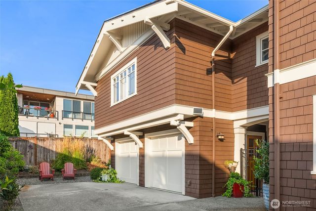208 Waverly Way, Kirkland, WA 98033