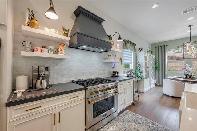 24590 Crestley Drive, Corona, CA 92883