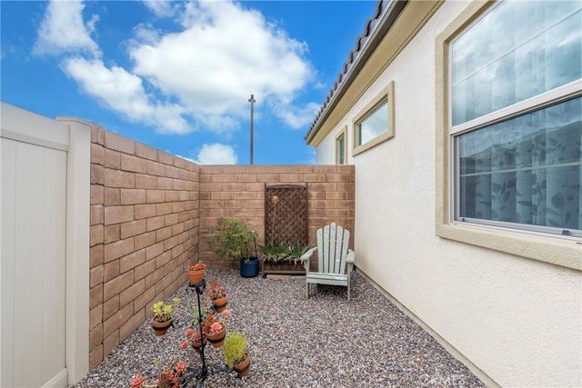 24590 Crestley Drive, Corona, CA 92883